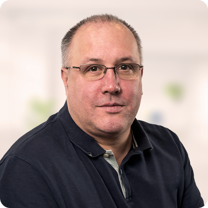 Dirk, Operations Manager