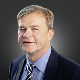 Klaus Lohne, Senior Vice President
