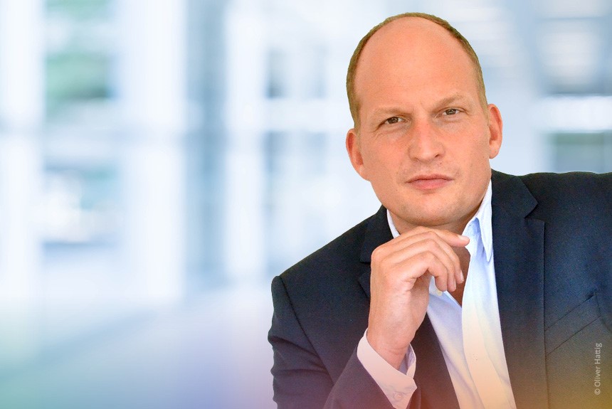 DTAD Blog-Beitrag mit Rechtsanwalt Oliver Hattig: Standardprodukt weicht von Leistungsverzeichnis ab? Das Angebot zählt.